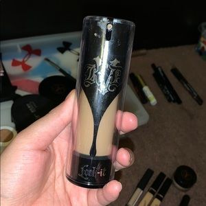 Kat Von D Lock it Foundation